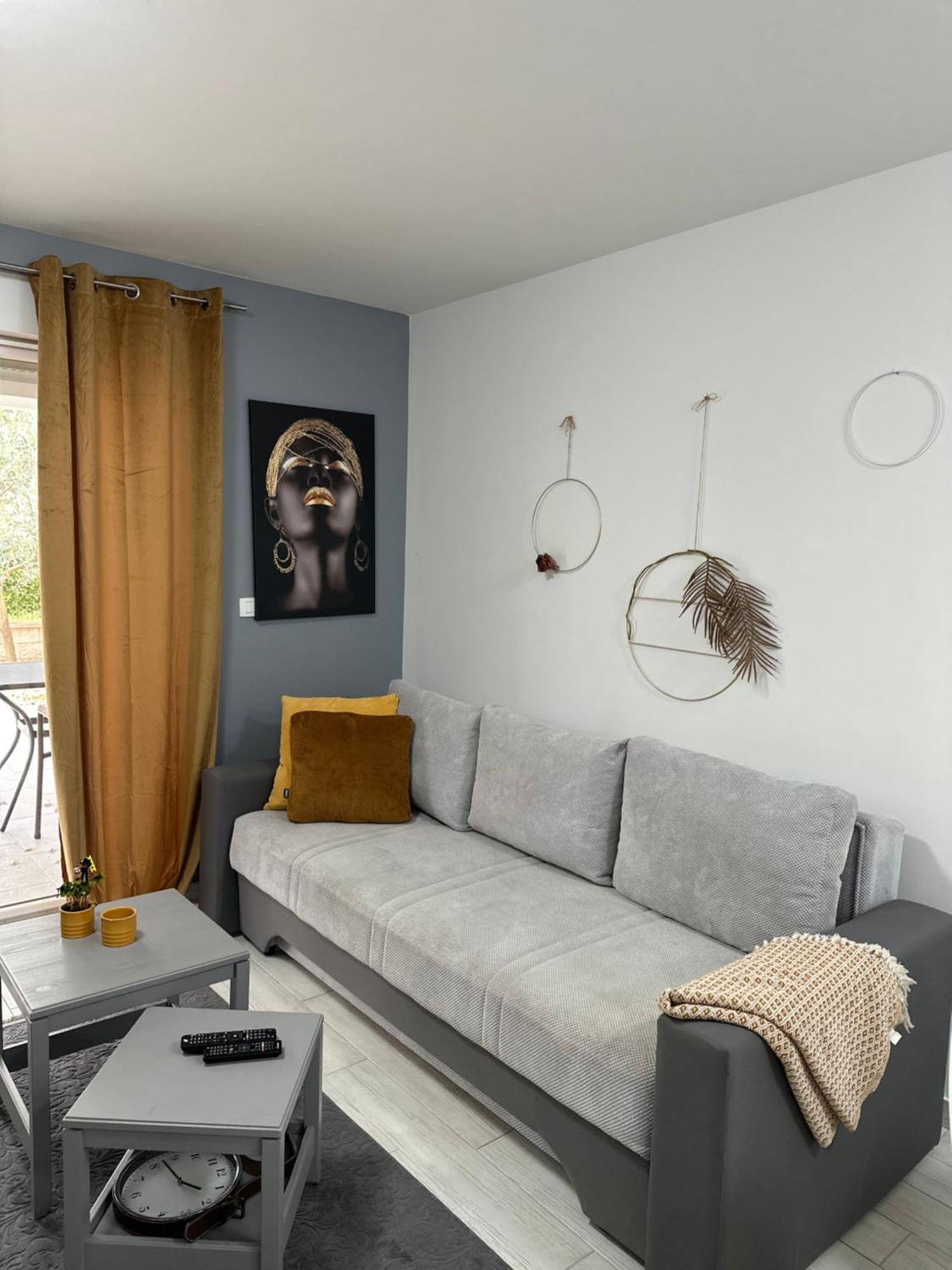Apartman Magnolija 乌马格 外观 照片